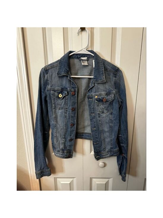 H&M Jackets & Blazers - H&M Blue Denim Jean Jacket Size 6 EUC